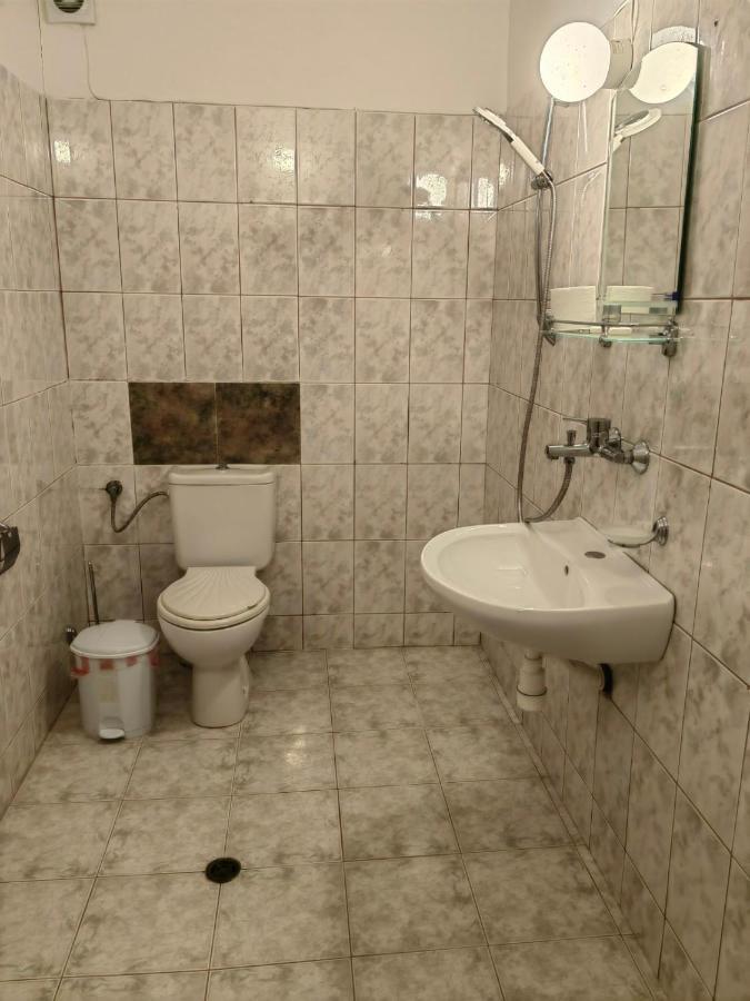 Хотел Тримата Мускетари Варна Екстериор снимка